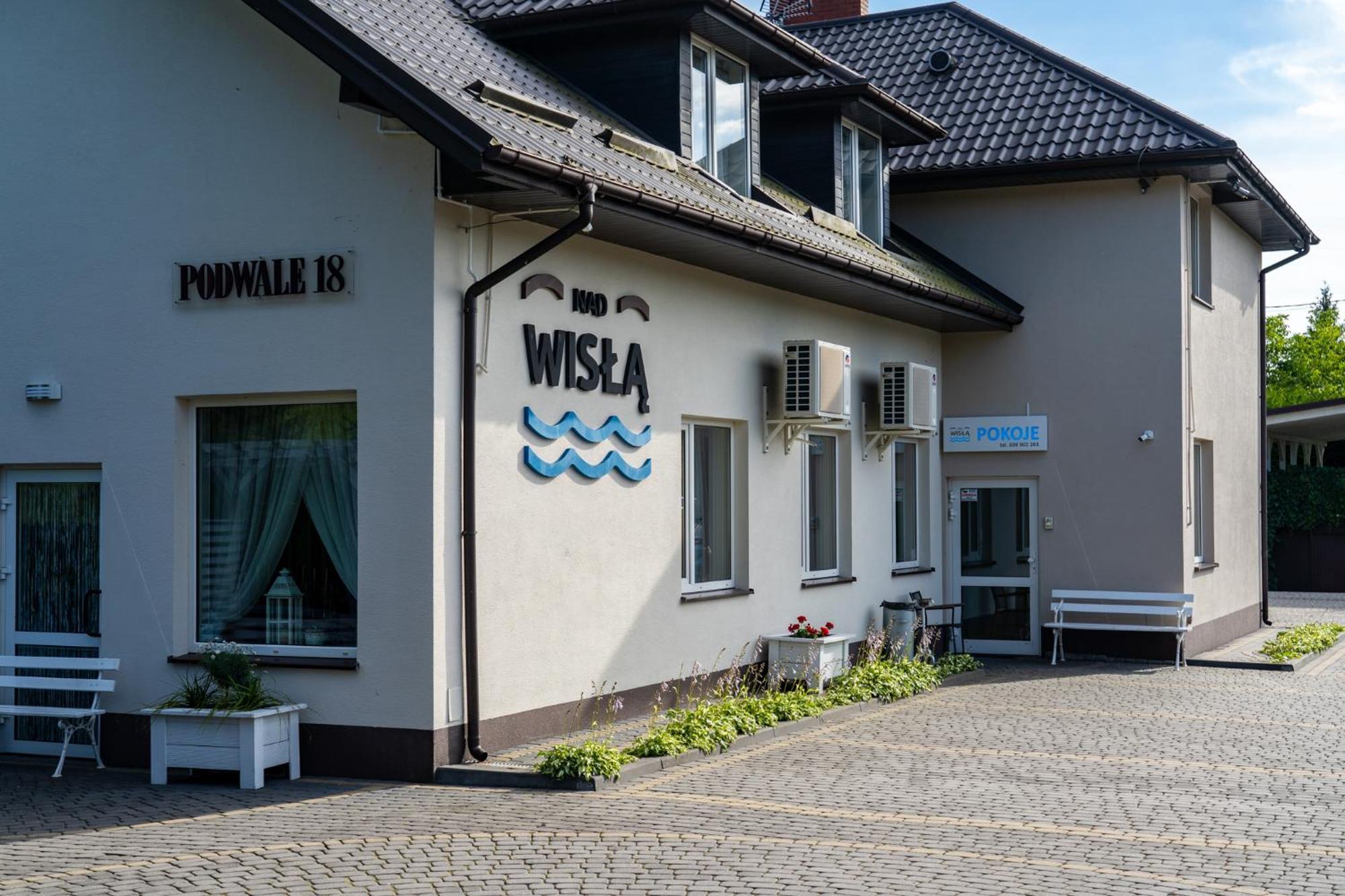 Dom Wypoczynkowy Nad Wisla ปูวาวือ ภายนอก รูปภาพ